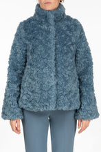 Carica l&#39;immagine nel visualizzatore di Gallery, Pelliccia avio corta
