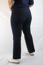 Carica l'immagine nel visualizzatore di Gallery, Pantalone zampetta pull on blu
