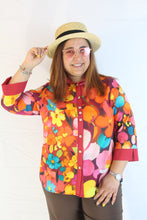 Carica l'immagine nel visualizzatore di Gallery, Camicia cotone fantasia fiori multicolor.
