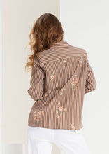 Carica l'immagine nel visualizzatore di Gallery, Camicia cotone a righe moro/panna manica lunga
