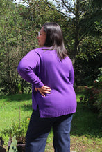 Carica l&#39;immagine nel visualizzatore di Gallery, Maglia dolcevita viola 100% lana
