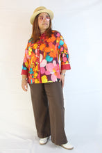 Carica l'immagine nel visualizzatore di Gallery, Camicia cotone fantasia fiori multicolor.

