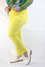 Carica l'immagine nel visualizzatore di Gallery, Jeans cotone giallo
