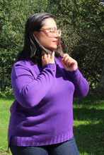 Carica l&#39;immagine nel visualizzatore di Gallery, Maglia dolcevita viola 100% lana
