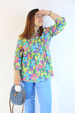 Carica l'immagine nel visualizzatore di Gallery, Camicia fantasia fiori
